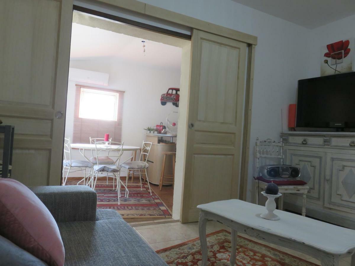 Charmant Appartement Saint Gely Cornillon Екстериор снимка