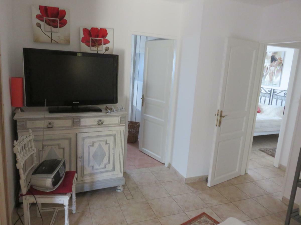 Charmant Appartement Saint Gely Cornillon Екстериор снимка
